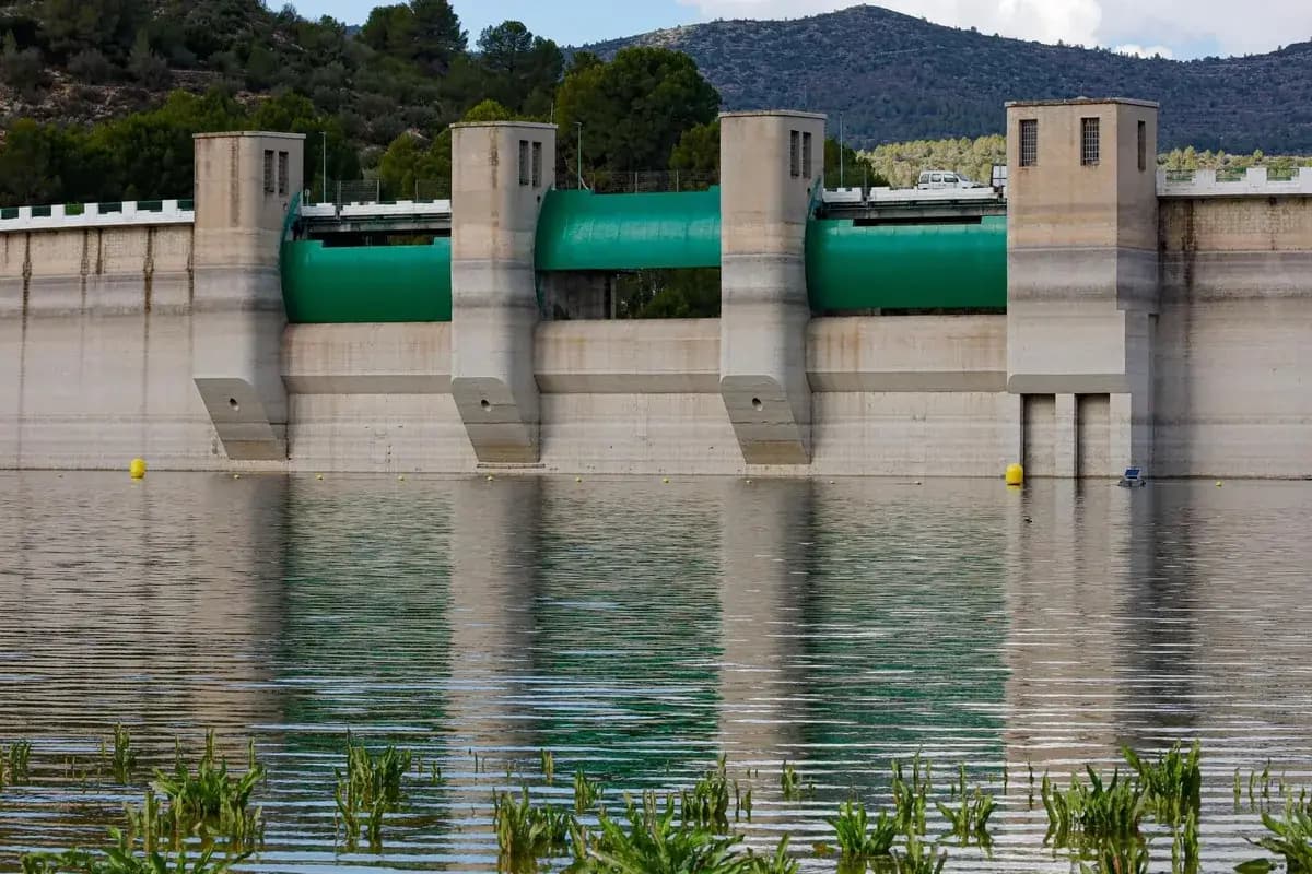 Infraestructura del embalse de Beniarrés con proyecto legalizado por TVME